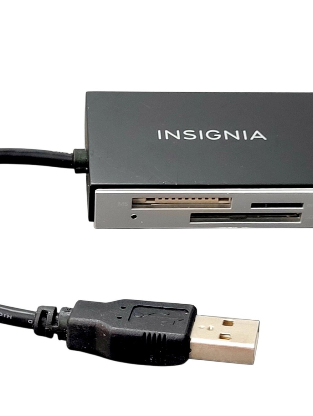 Insignia USB 2.0 Memory Card Reader With Attached USB Type-A cable Included. Th - Picture 7 of 7